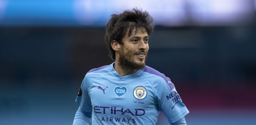 David Silva, durante un partido con el Manchester City