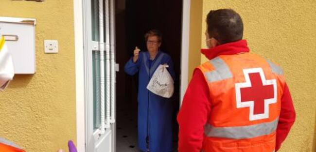 Voluntario de Cruz Roja