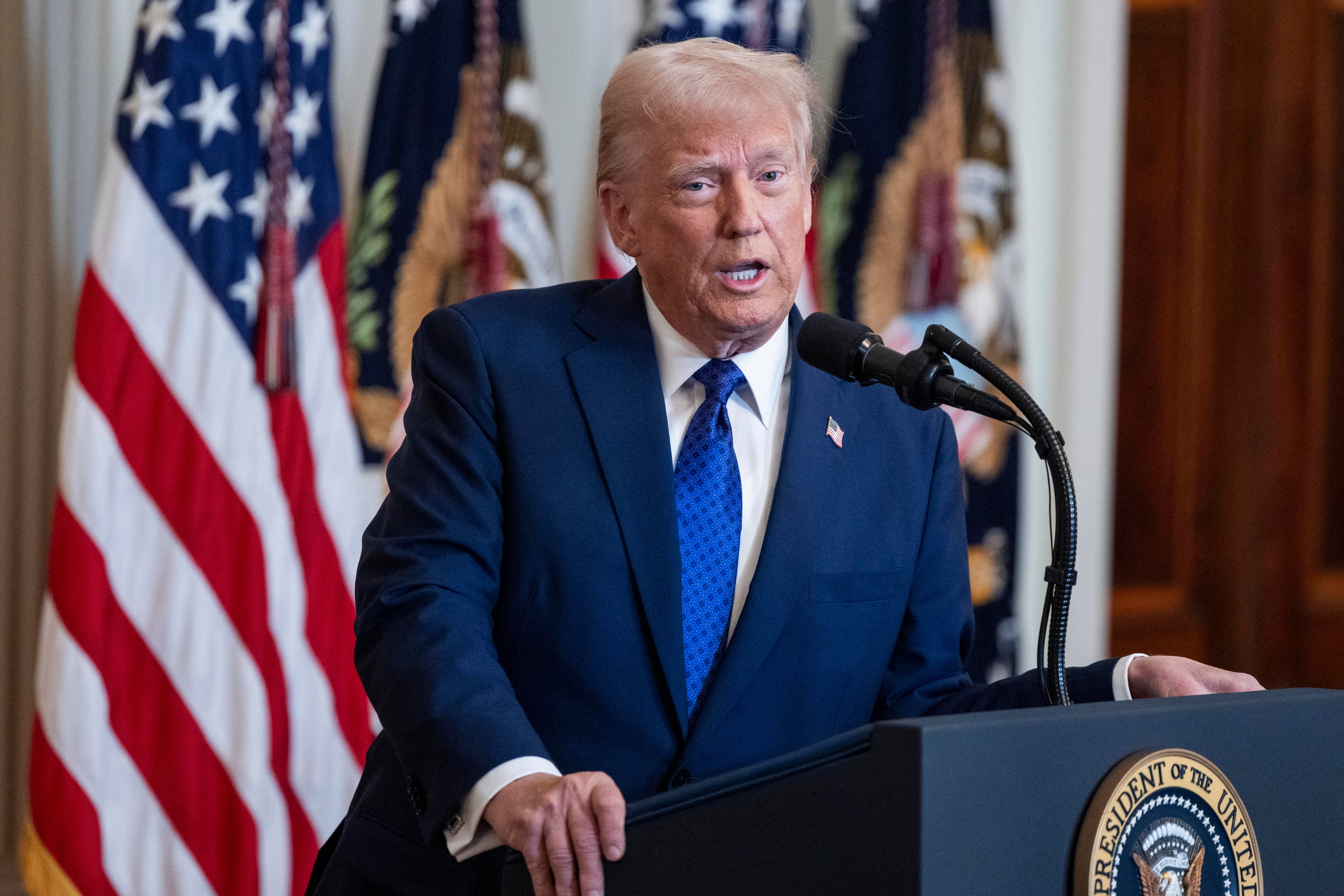 Donald Trump en la Sala Este de la Casa Blanca.