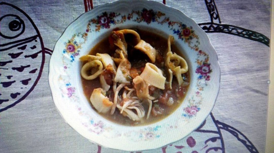 Moraga malagueña (guiso marinero de calamares)