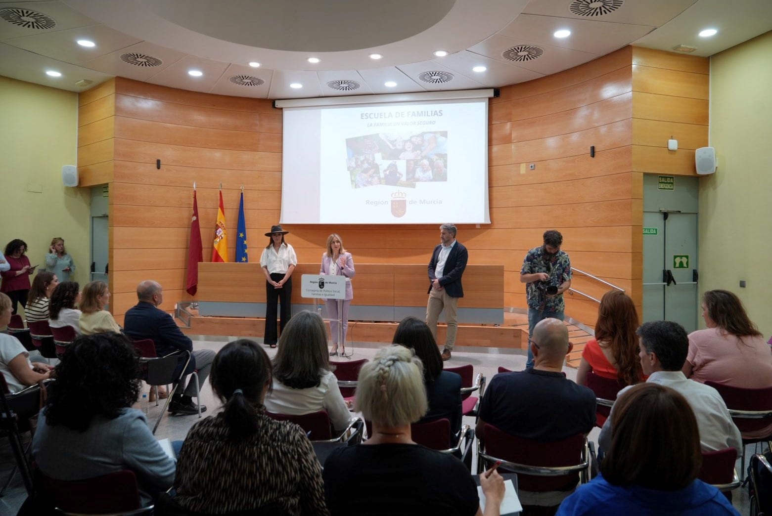 Inauguración de las Escuelas de Familias en la Región de Murcia