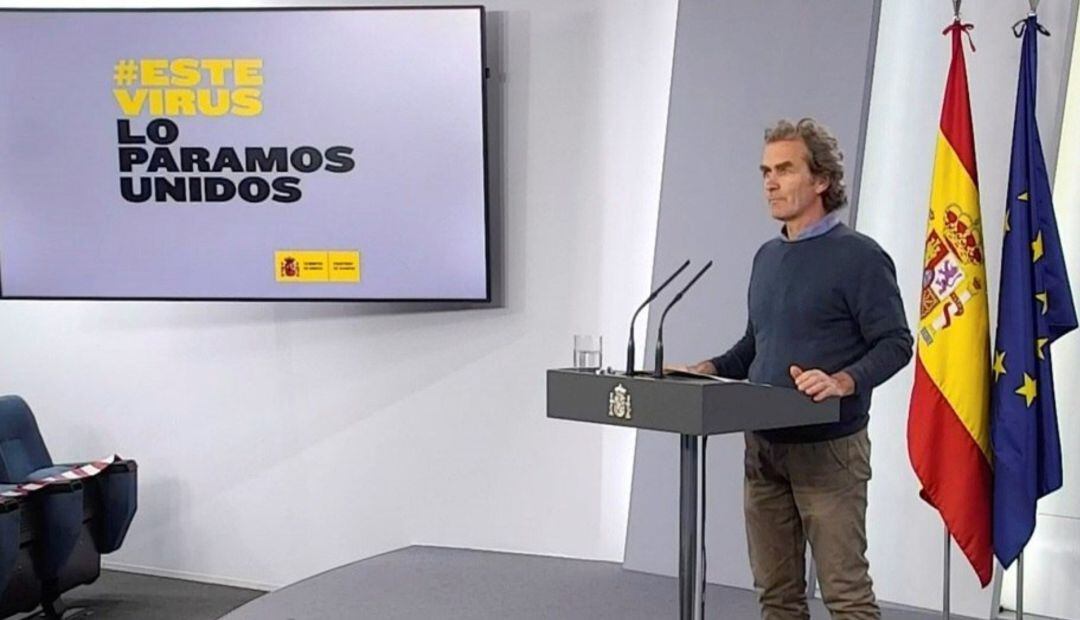 Fernando Simón durante su rueda de prensa de este lunes