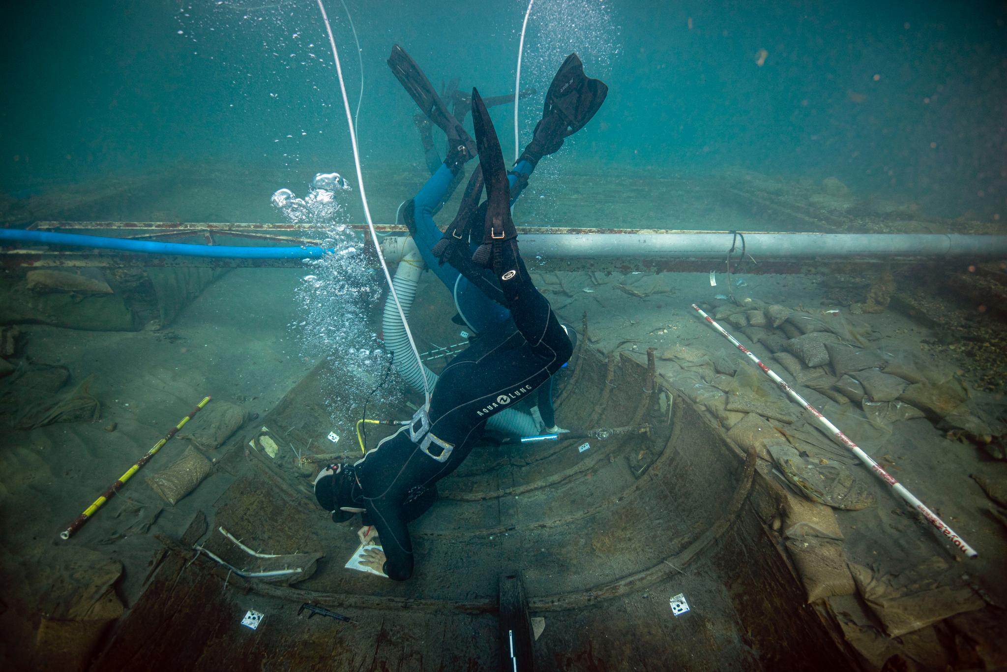 Trabajos submarinos en el pecio de Mazarrón