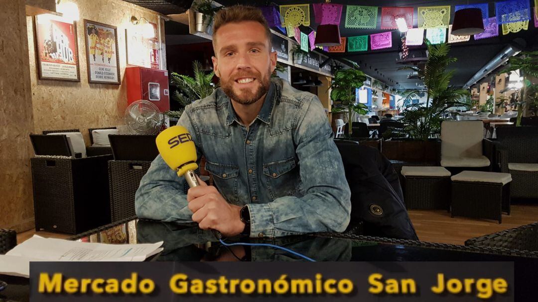 Raúl González en el Mercado Gastronómico San Jorge