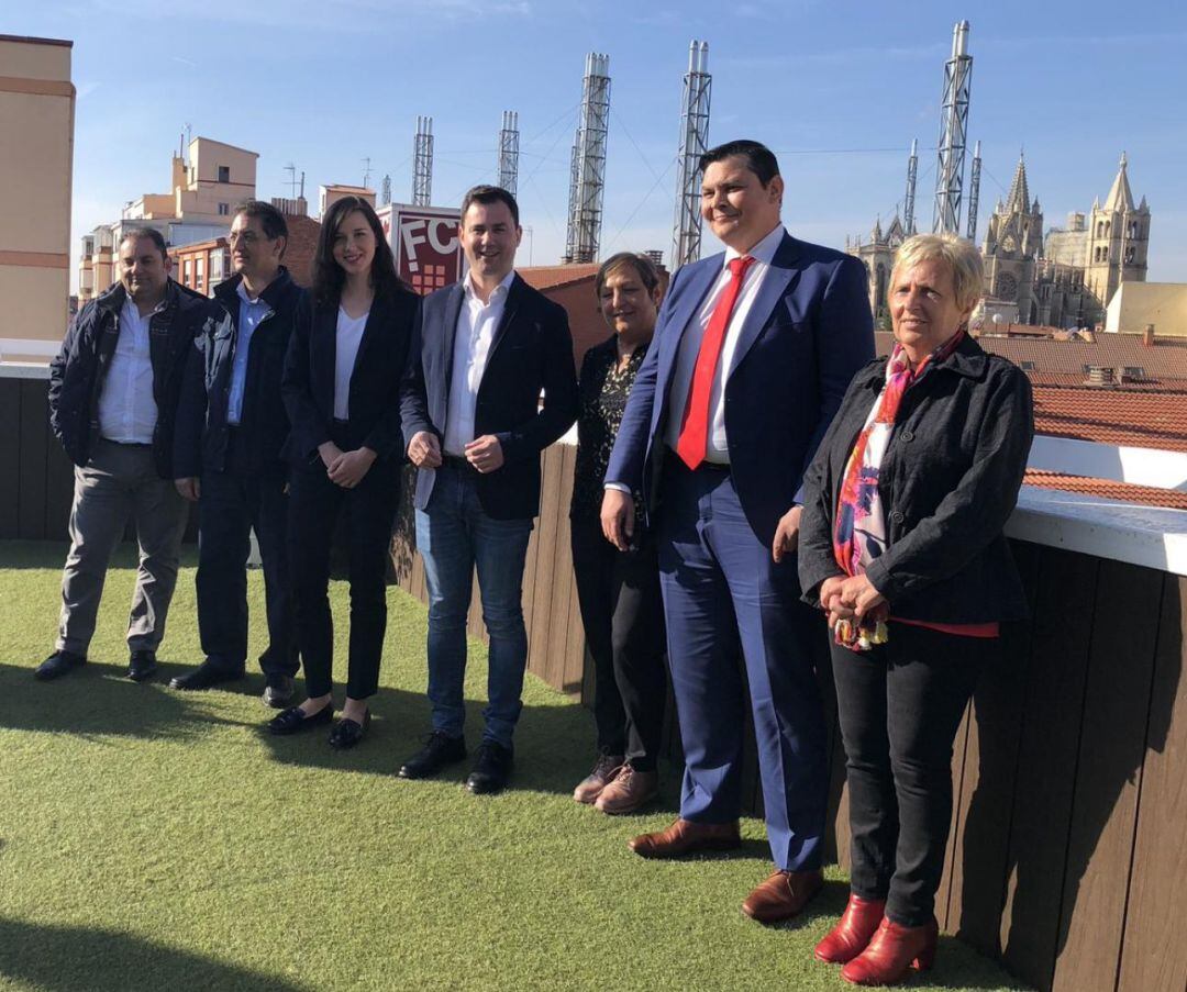 Foto de familia de los candidatos al Congreso y el Senado 