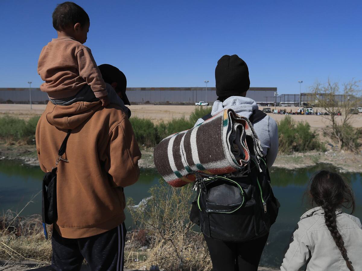 "Con candados, los dejaron como animales" (programa completo)