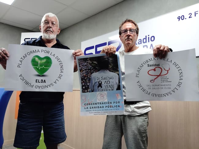 Josele Lino y Juan Vico, representantes de la Plataforma por la Defensa de la Sanidad Pública del Departamento de Salud de Elda