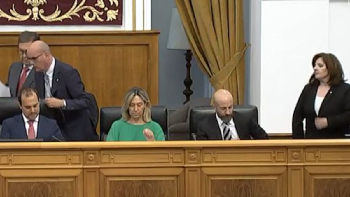 Arranca la X legislatura con deseos de moderación y diálogo