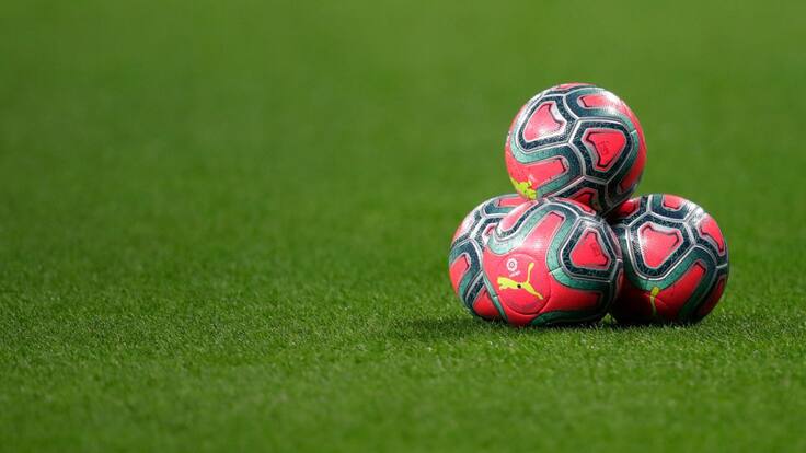 "Cambiamos las normas del país y del fútbol para acabar una Liga, se nos está yendo de las manos"