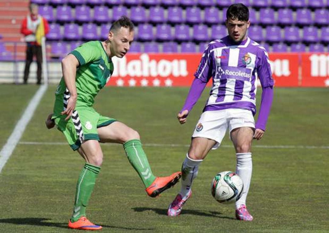 Migue García, con la camiseta del Racing, en el último partido del Racing en el José Zorrilla