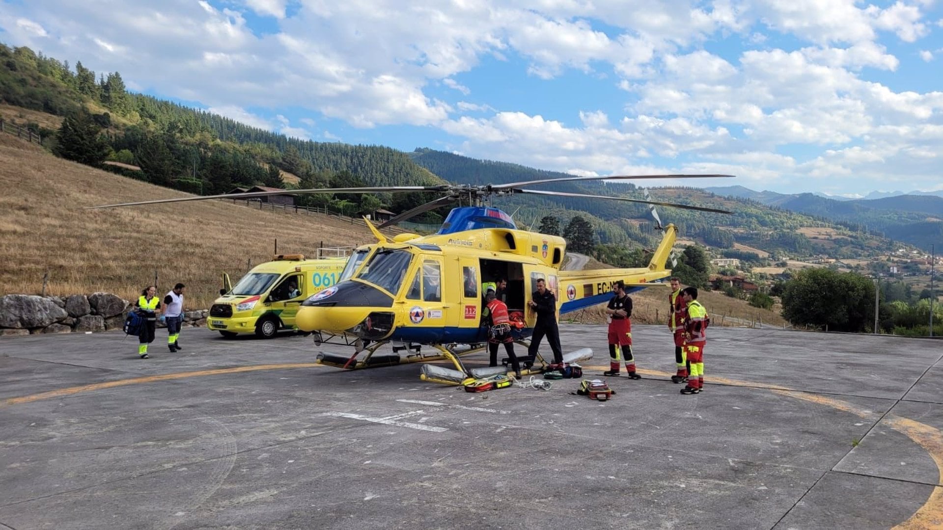 Evacuación del corredor de montaña, en estado muy grave. Gobierno de Cantabria.