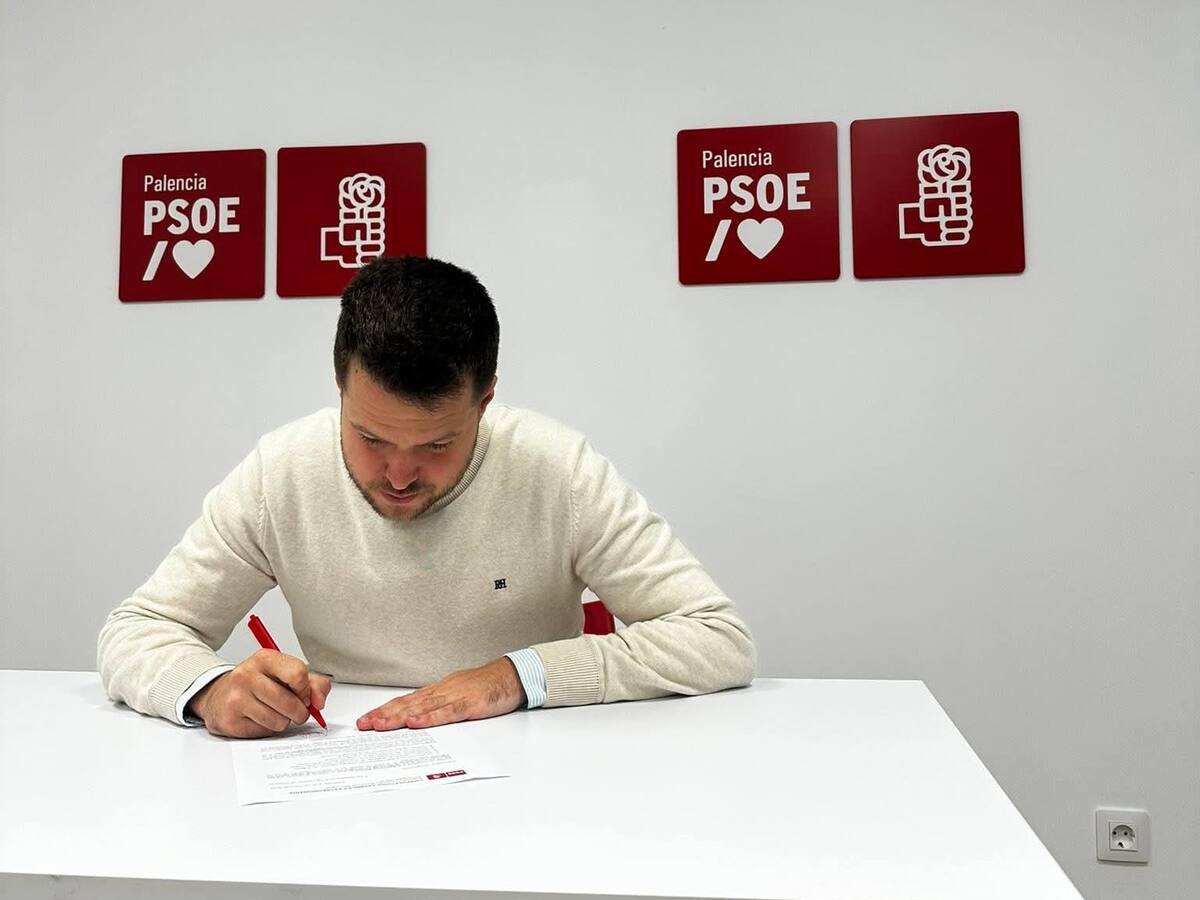 Álvaro Bilbao presenta su candidatura a secretario general de la Agrupación Socialista Local de Palencia