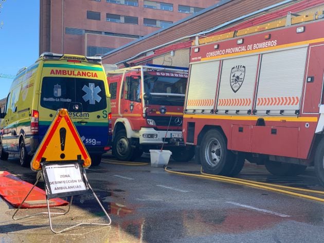 Entrada para descontaminación