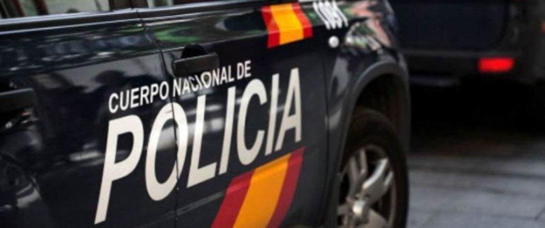 Coche de la policía nacional