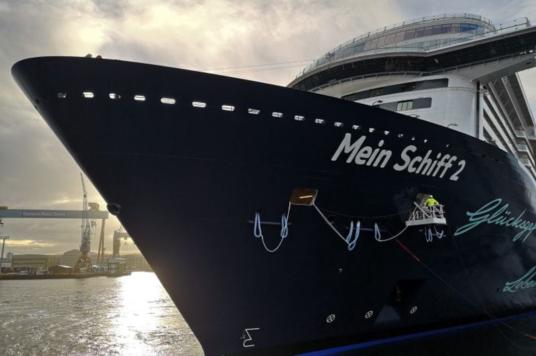 Uno de los cruceros que visita habitualmente el puerto de Arrecife, en Lanzarote.