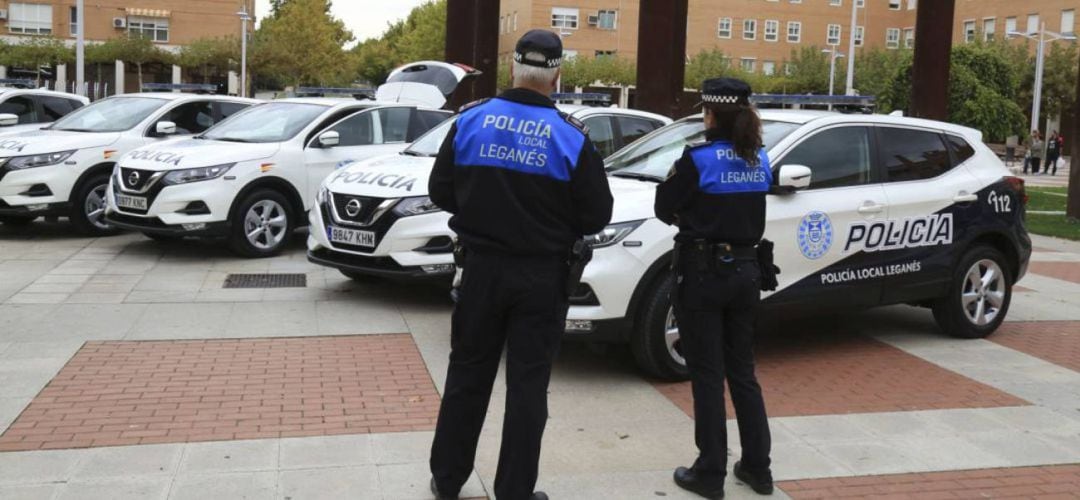 Los agentes locales llevan desde agosto de 2015 sin recibir la paga de horas extraordinarias