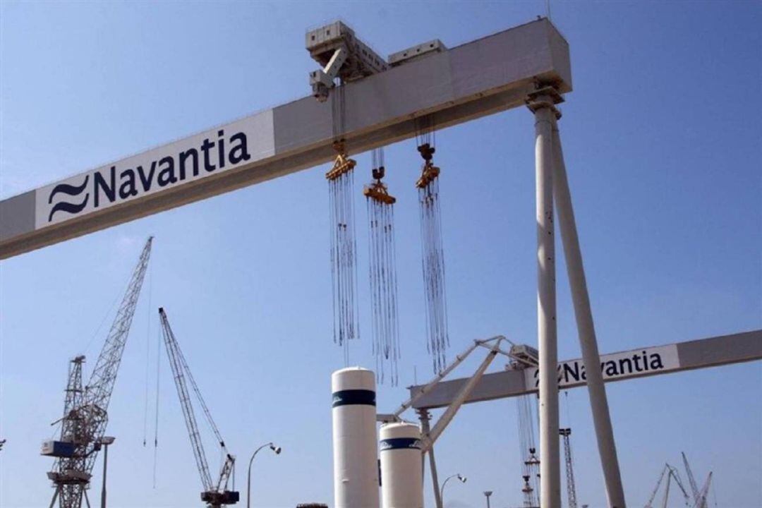 Uno de los pórticos del astillero de Navantia en Puerto Real