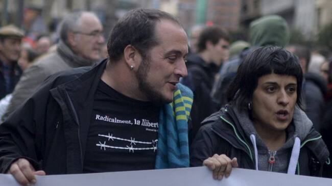 David Fernández i Anna Gabriel, a una manifestació a Bilbao