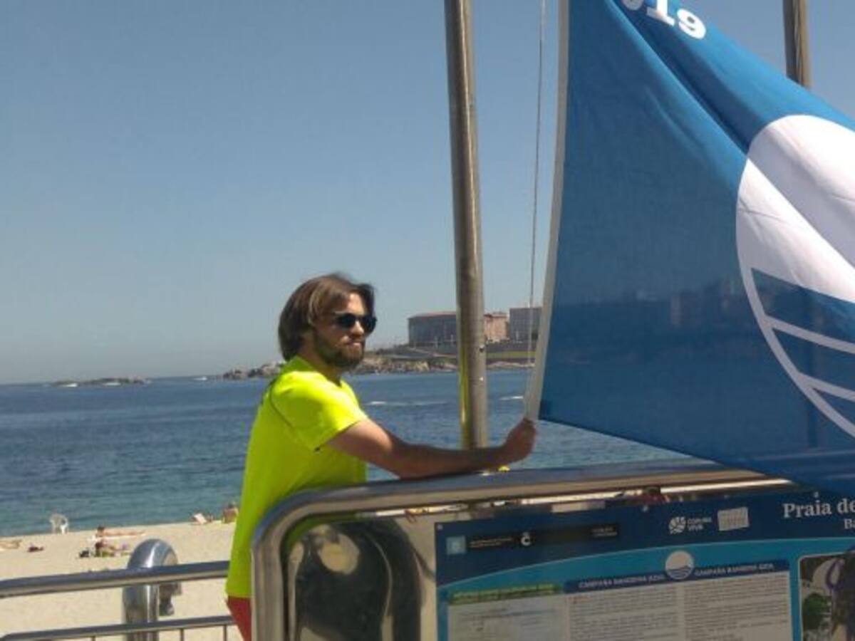 La bandera azul ondeará en A Coruña en cinco playas