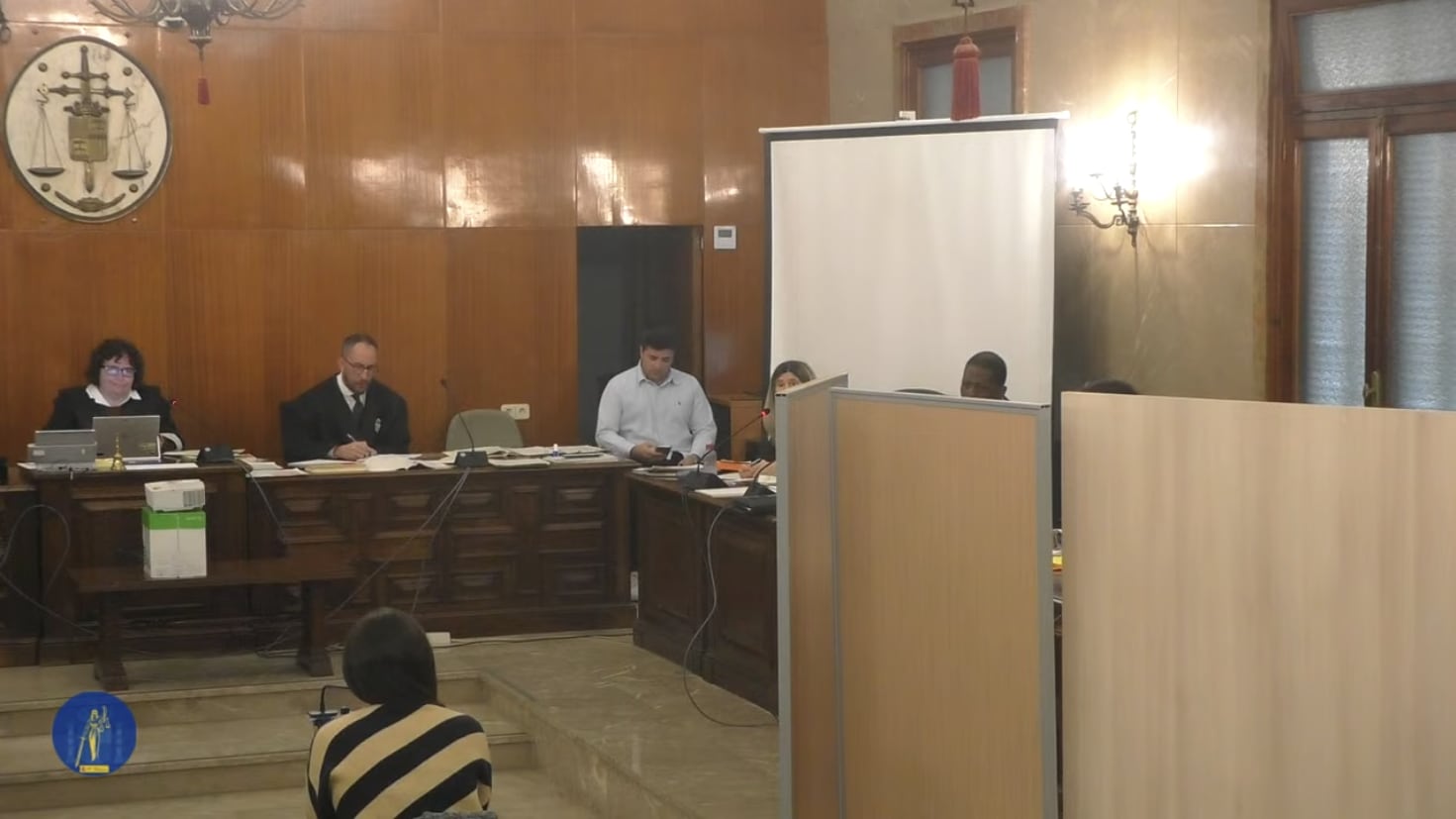 Un momento durante la declaración de la hija del fallecido