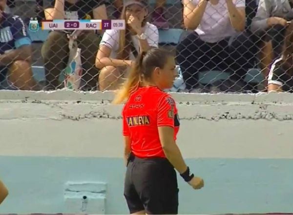 Roberta Echevarría durante el partido