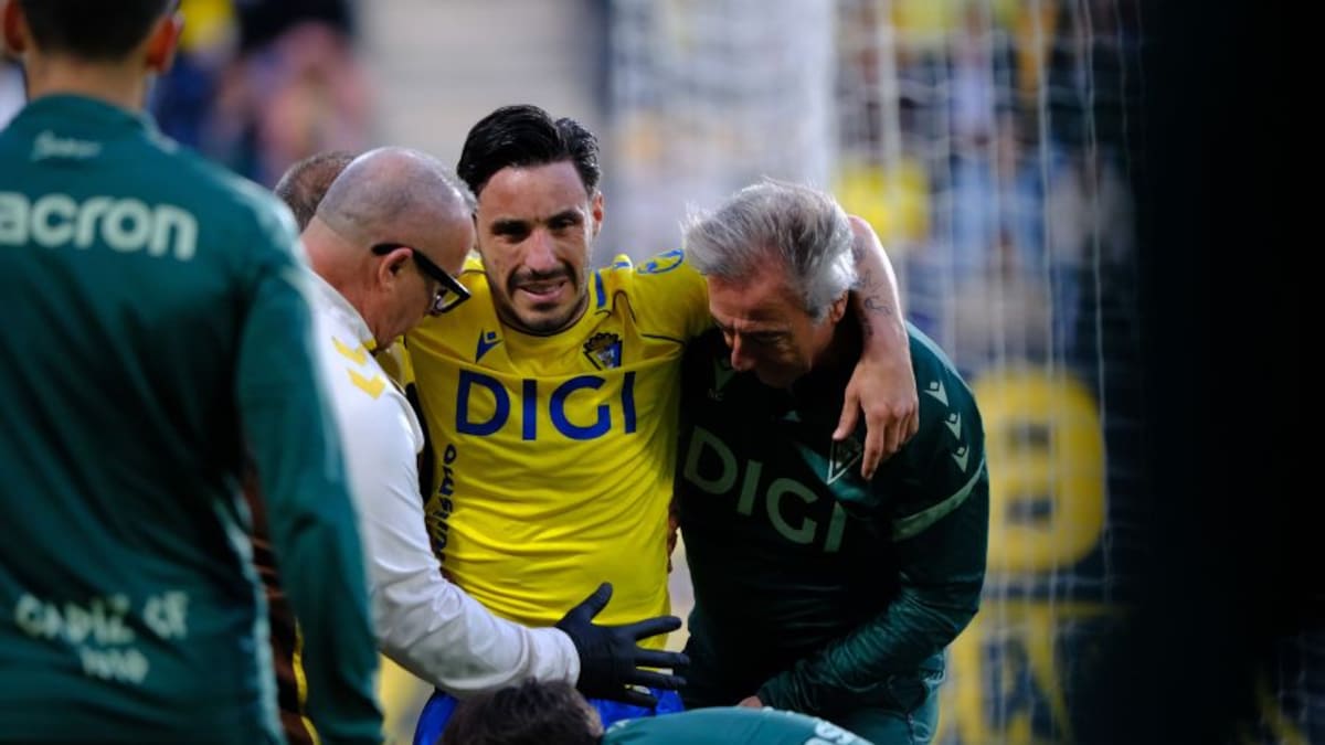 El Cádiz CF e Idiakez pierden a Iza lo que resta de temporada