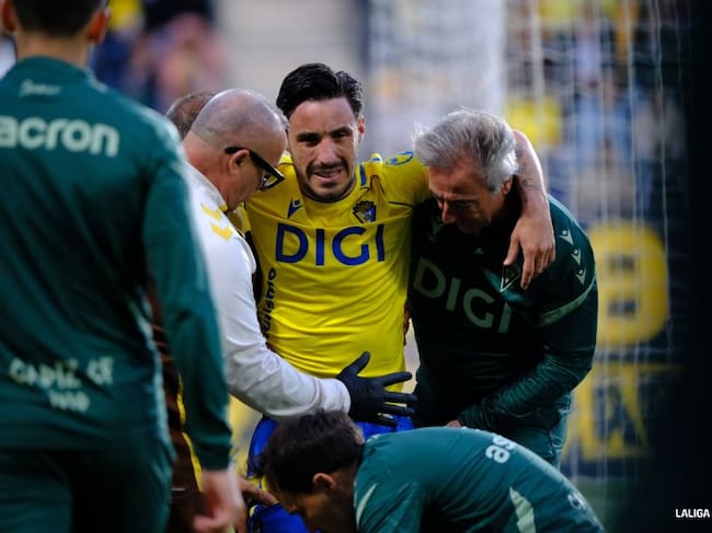 Iza Carcelén se tuvo que marchar lesionado del duelo ante Las Palmas. Foto: LaLiga.