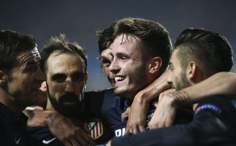 Saúl celebra el primer gol del Atlético en Lisboa