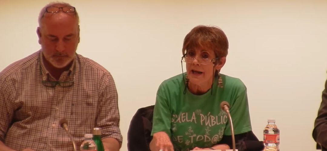 María Jesús Martín, portavoz de Ganemos durante el pleno municipal de Tres Cantos