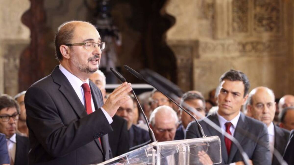 Los ciudadanos, prioridad del nuevo presidente Javier Lambán