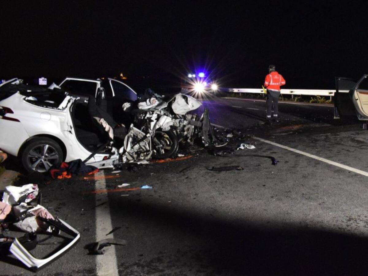 Una mujer fallecida y dos personas heridas en una colisión entre dos vehículos en la NA-134, en Milagro