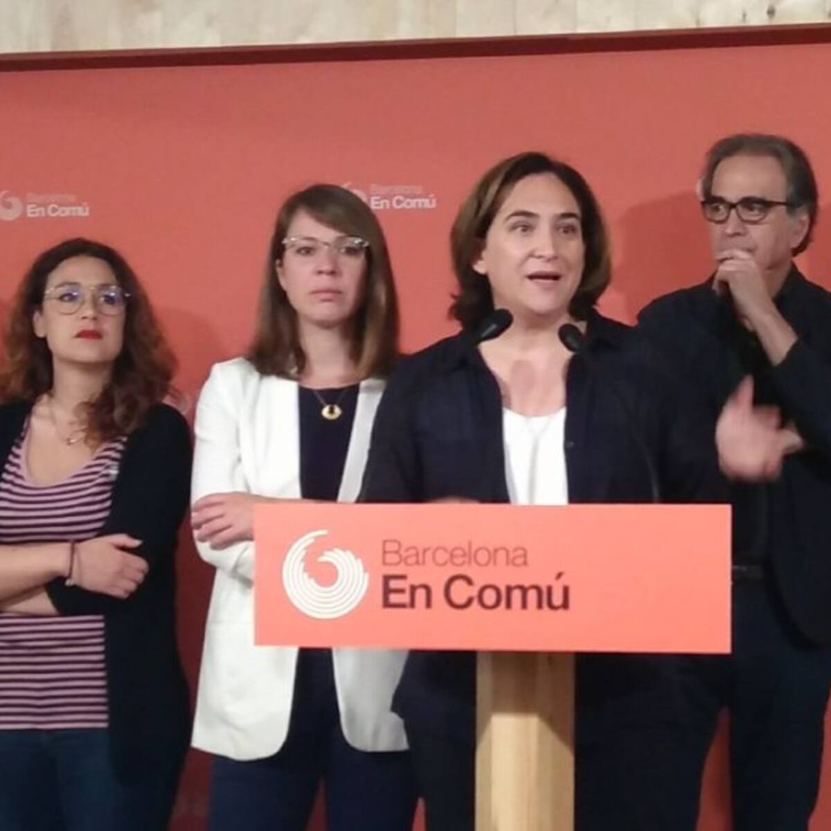 Colau aposta per un pacte amb el PSC amb ella com a alcaldessa