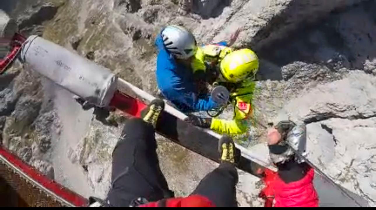 El rescate de un montañero en la cara norte del pico San Carlos.