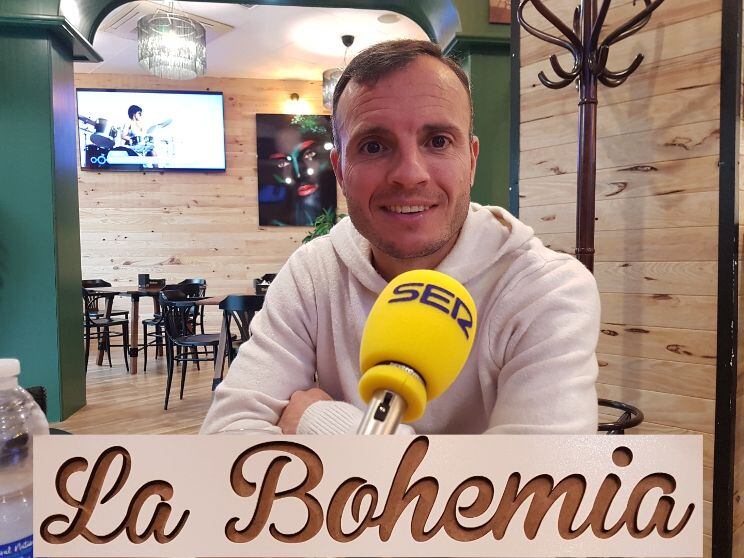 Juli ha sido nuestro invitado desde La Bohemia para tomar el café del Alcoyano