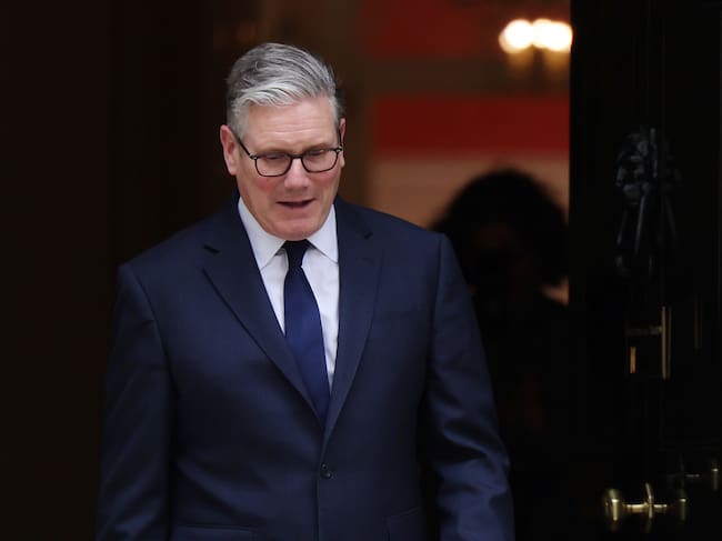 El primer ministro británico,Keir Starmer, antes de recibir al primer ministro de Países Bajos, Rob Jetten, a las puertas del 10 de Downing Street el pasado 14 de abril