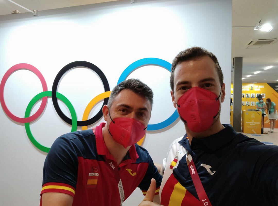 Dani Llorente (i) y Nacho Cancela, en los Juegos de Tokio 2021.