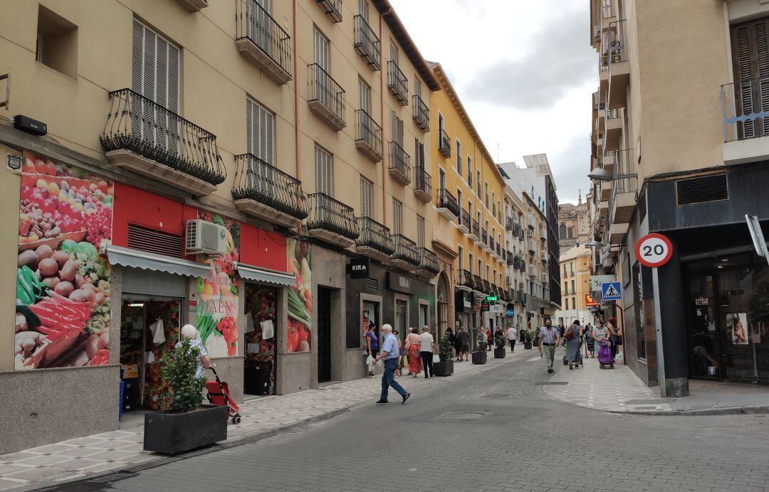 Desde los comerciantes jiennenses se piensa que estas nuevas restricciones de la Junta de Andalucía son injustas con el pequeño y mediano comercio