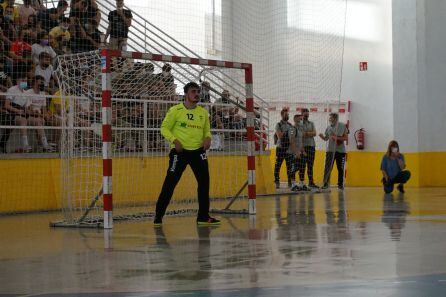 José Vicent exhibió un alto nivel en la portería