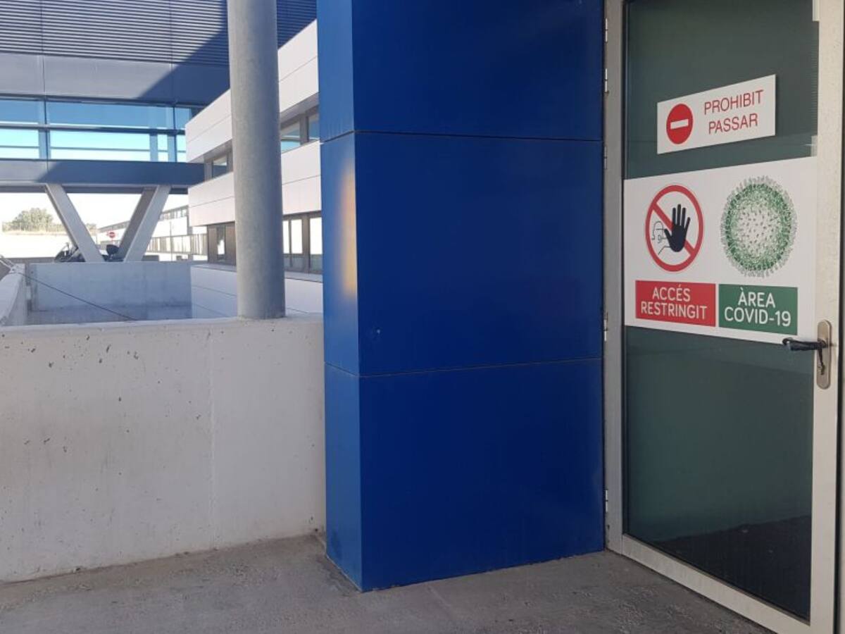 Nueva muerte por covid en Ibiza, pero bajan los ingresos en UCI y y los casos activos