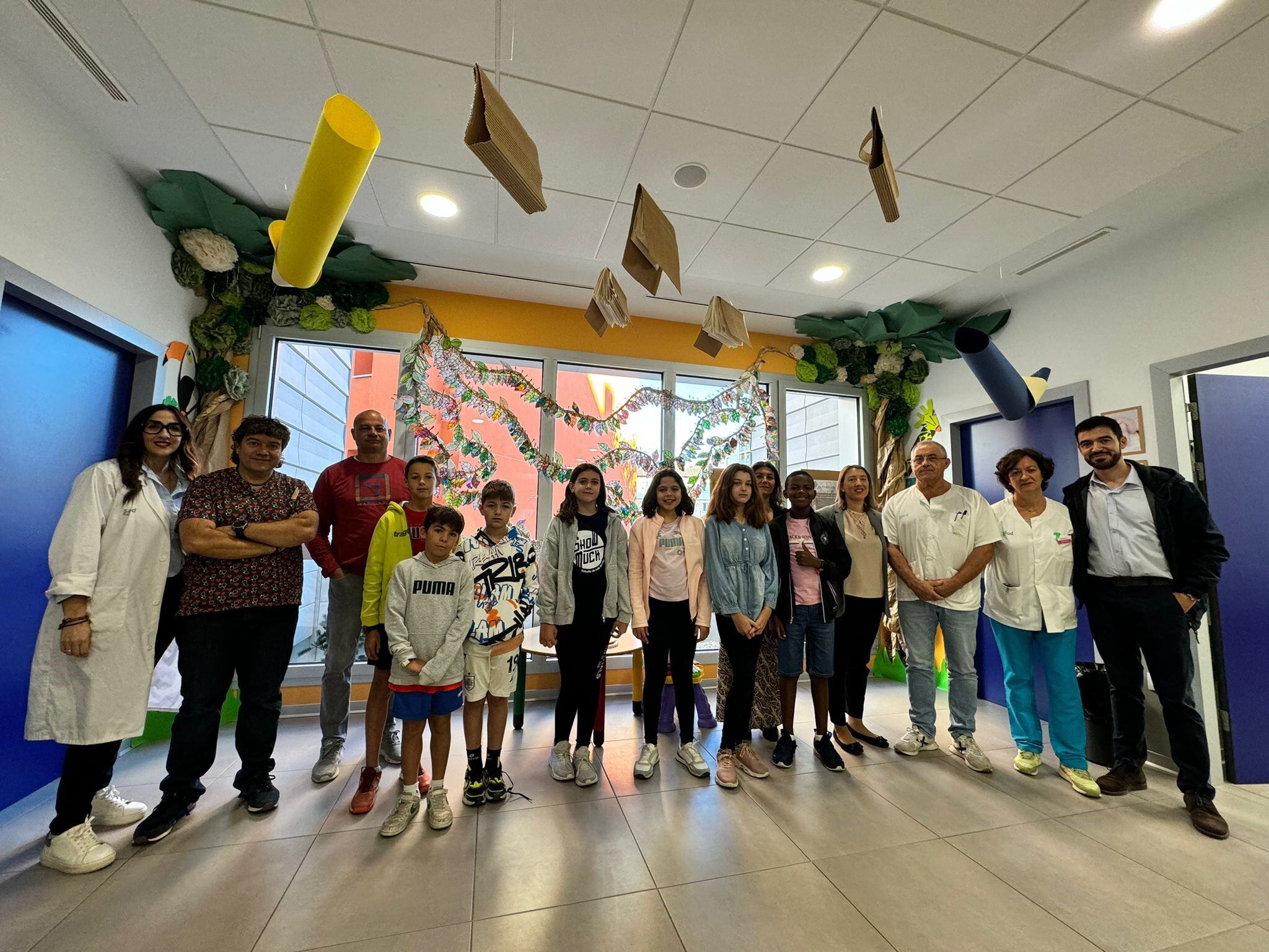 Inauguración de la exposición de los escolares en pediatría en el Centro de Salud de Barbastro
