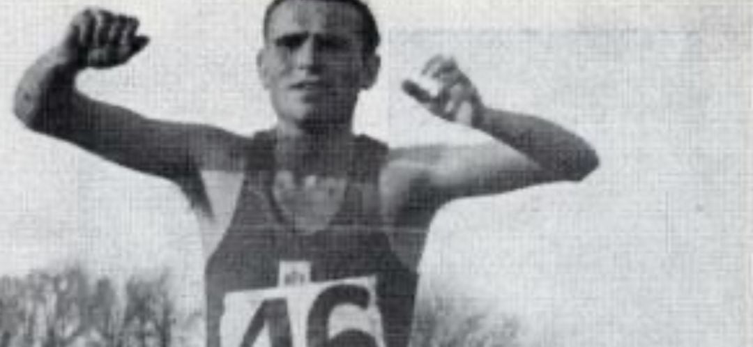 Imagen de Francisco Aritmendi cuando ganó el Cross de las Naciones en 1964