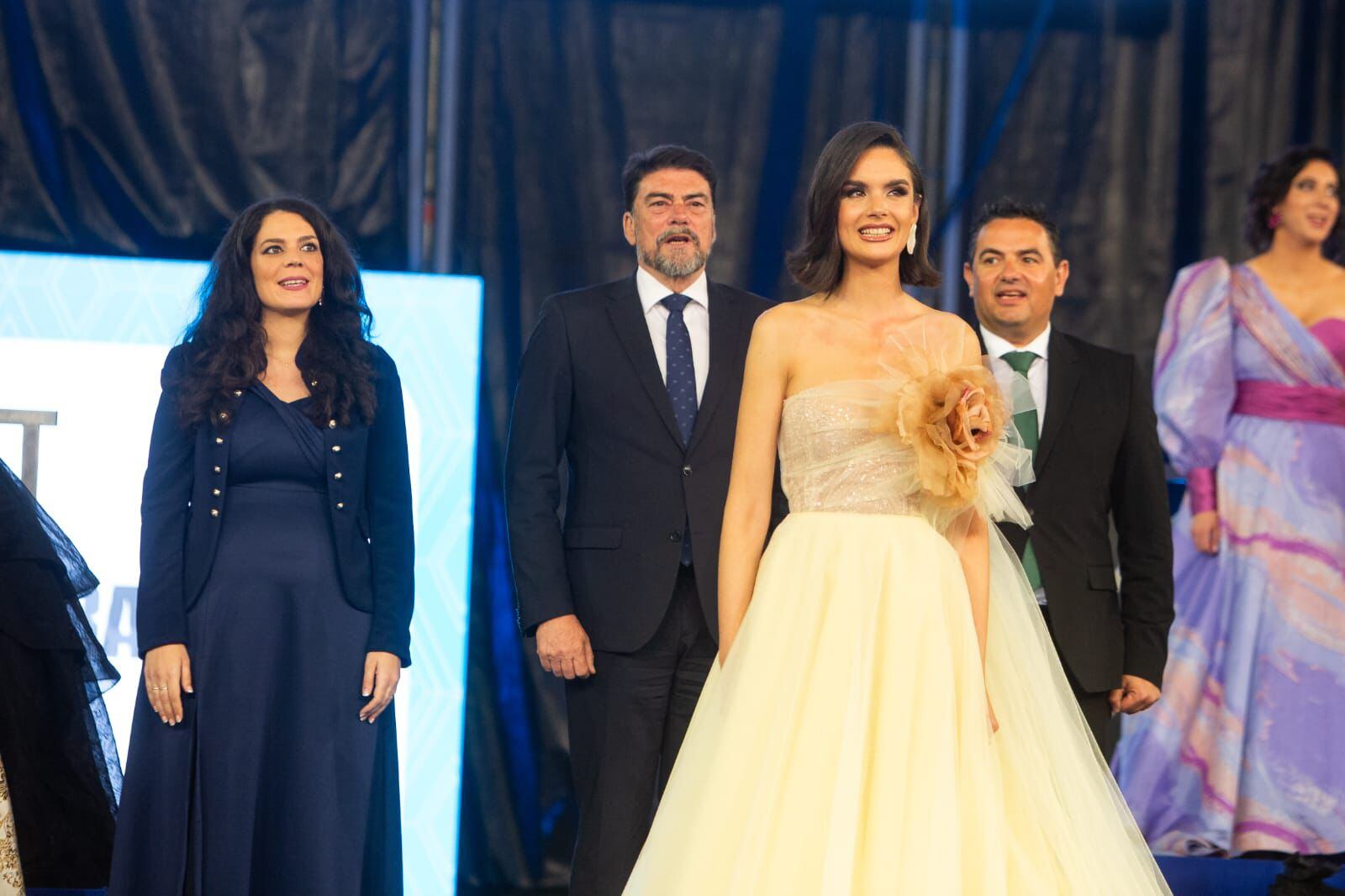 La Bellea del Foc 2023, Belén Mora, en la Gala de Candidatas celebrada este sábado en la Plaza de Toros de Alicante