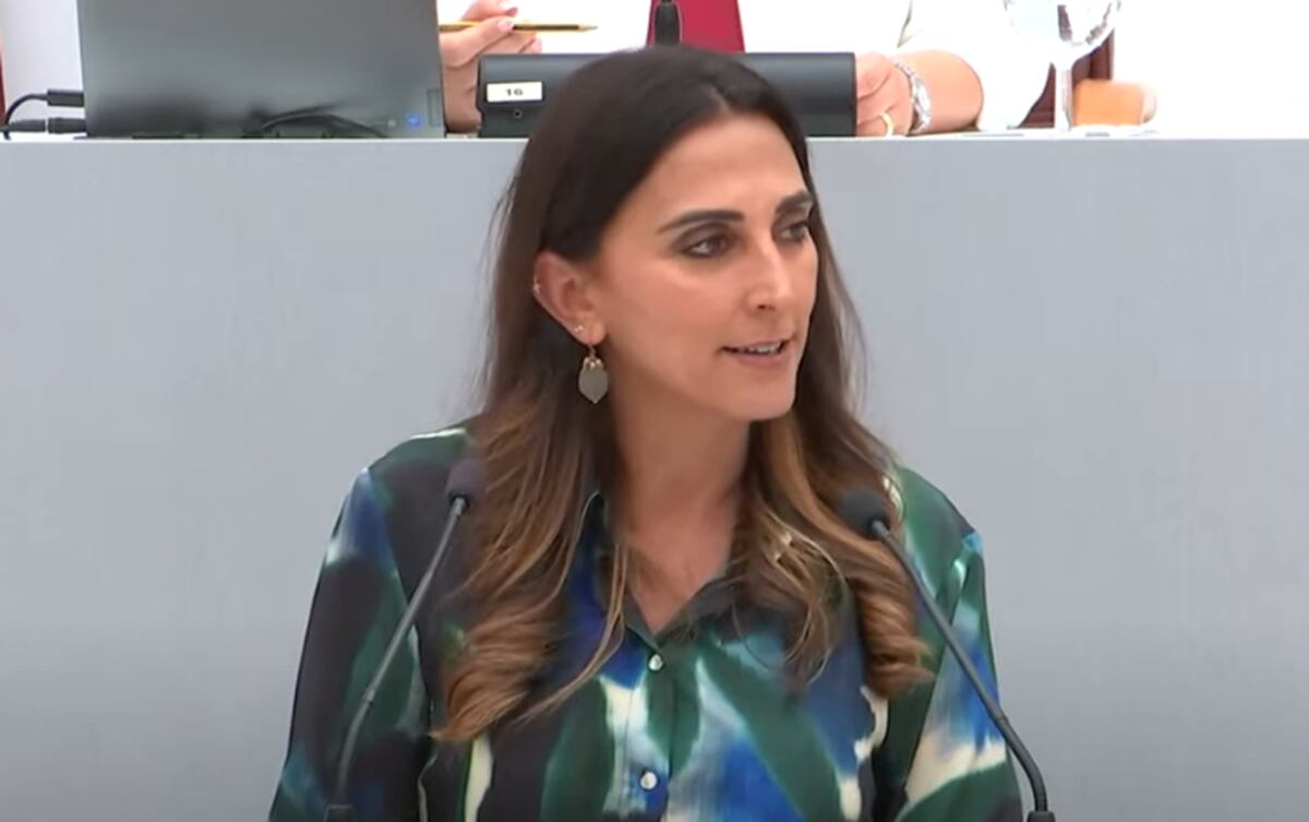 Sara Rubira en la Asamblea Regional