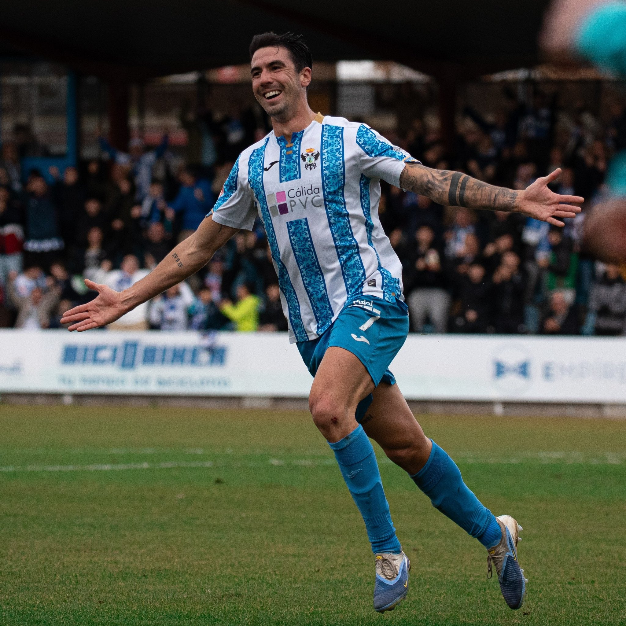 Celebración de Gonzalo Di Renzo tras anotar el 1-0