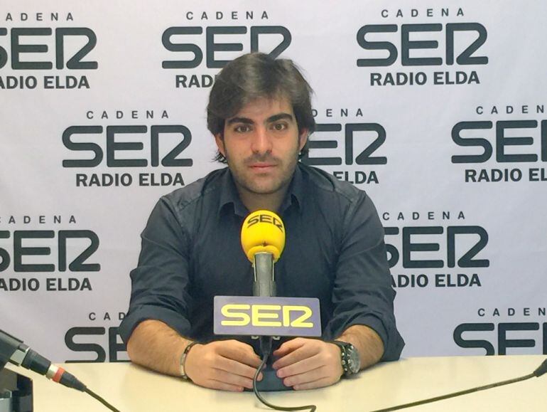 Mario Cartagena, Ent. del Elda Industrial C. F., sigue soñando con el ascenso