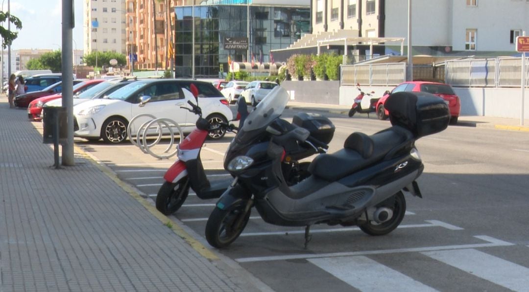 Nuevas plazas de aparcamiento habilitados por el Ayuntamiento de Gandia. 