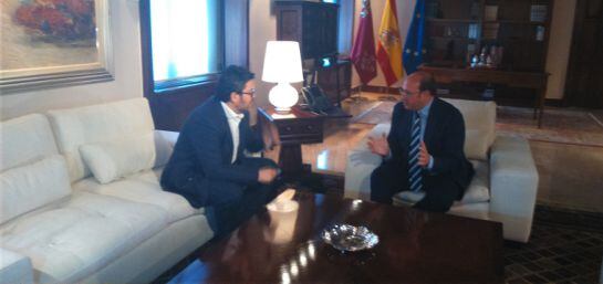 Miguel Sánchez con el Presidente