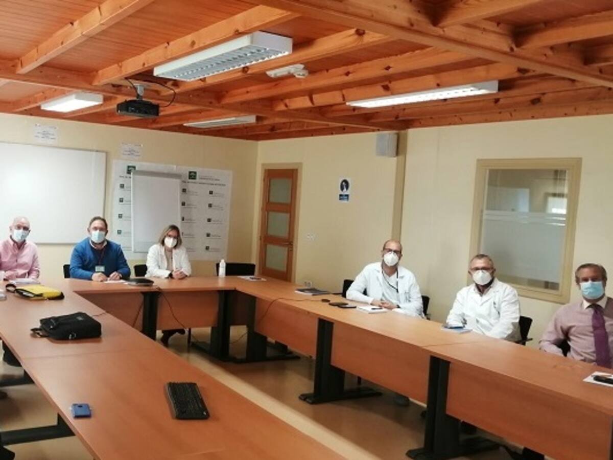 El Punta Europa implanta una terapia para el tratamiento de la retina