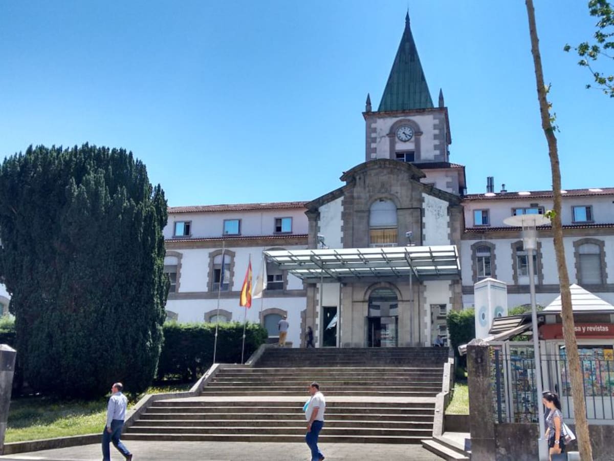 El Área sanitaria activa el protocolo Covid en el servicio de Medicina Interna del Hospital Provincial