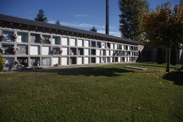 Actualment només hi ha espais islàmics als cementiris de Manresa, Calonge, Sant Feliu de Guíxols i Collserola, a Barcelona